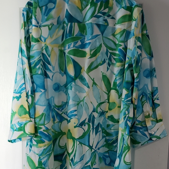 Chaps 3/4 sleeve button down shirt - Picture 2 of 2